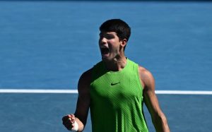 Ο Αλκαράθ γράφει ιστορία – Νίκησε τον σπουδαίο Τζόκοβιτς και έγινε ο νεότερος νικητής Grand Slam, vid