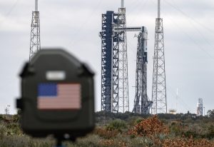 Επιστροφή στη Σελήνη: Νέο κάζο στη NASA – Ας ζητήσουν βοήθεια από Ρώσους και Κινέζους