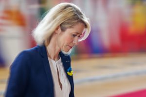 Η Κάλας… παραπονιέται που κανείς δεν ασχολείται με την Ουκρανία: «Θετικό ότι η Ρωσία έχασε το Ιράν», vid