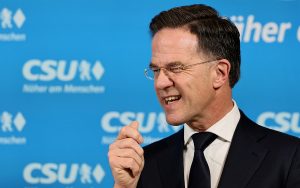 Γ.Γ. ΝΑΤΟ: Οι σύμμαχοι του Κιέβου οφείλουν να βοηθούν καθημερινά μέχρι να τελειώσουν οι σφαγές