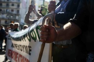 Λάρισα: Νέες κινητοποιήσεις αποφάσισαν οι αγρότες και συλλαλητήριο με τρακτέρ στην Αθήνα