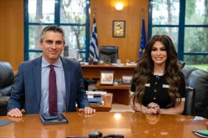 Συνάντηση του υπουργού Υποδομών Χρ. Δήμα με την πρέσβειρα των ΗΠΑ Κίμπερλι Γκιλφόιλ