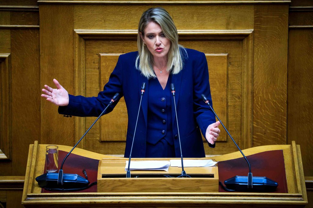 Άννα Ευθυμίου: Αύξηση κατώτατου μισθού από 1η Απριλίου – Δεν θα αυξηθούν τα όρια ηλικίας συνταξιοδότησης το 2027