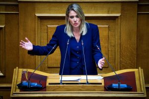 Άννα Ευθυμίου: Αύξηση κατώτατου μισθού από 1η Απριλίου – Δεν θα αυξηθούν τα όρια ηλικίας συνταξιοδότησης το 2027