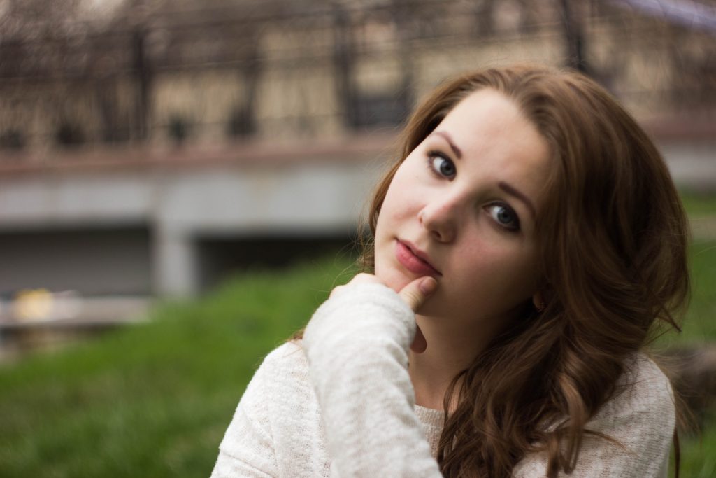 Η λύση για να κάνετε γρήγορα τα μαλλιά σας κυματιστά όταν σας πιέζει ο χρόνος