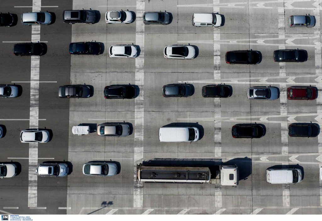 Σε εξέλιξη η επιστροφή των εκδρομέων της Καθαράς Δευτέρας – Αυξημένη η κίνηση στις εθνικές οδούς