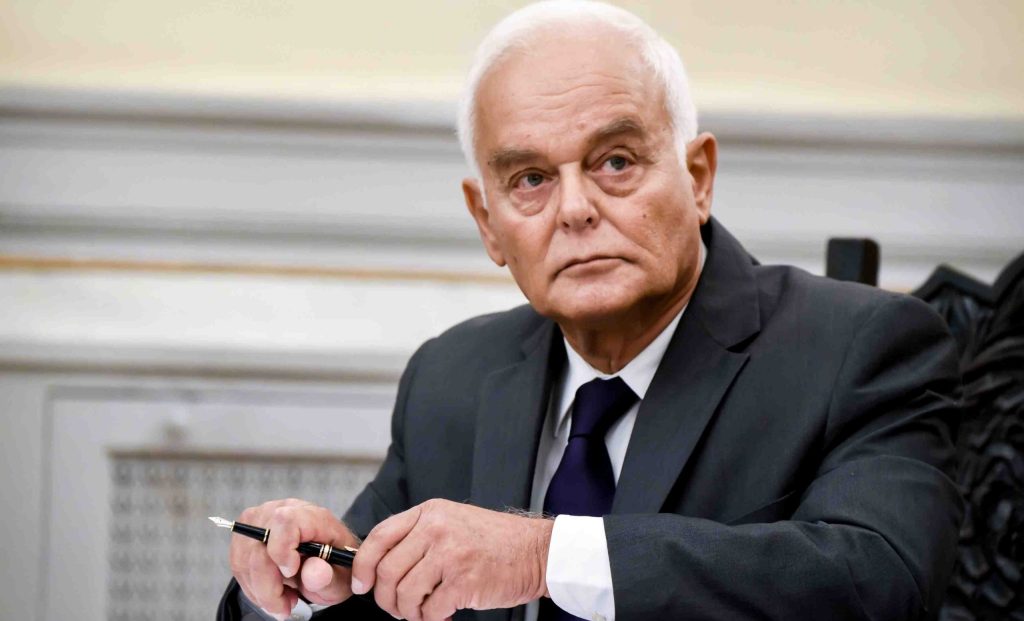 Θεσσαλονίκη: Έφυγε από τη ζωή ο Αντώνης Μανιτάκης – Διήμερο πένθος στη Νομική Σχολή του ΑΠΘ