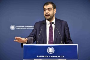 Π. Μαρινάκης: Το σχόλιο για τη δήλωση της Χρ. Αλεξοπούλου το «τζάμπα πέθανε» για τα ενοίκια