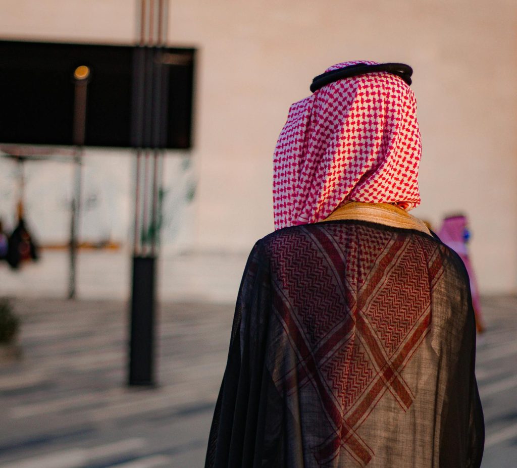 Λίβανος: Μηχανικός υποδυόταν τον Σαουδάραβα πρίγκιπα και εξαπάτησε πολιτικούς και επιχειρηματίες