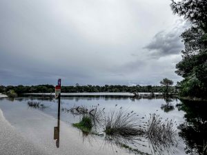 Νέο έκτακτο δελτίο της ΕΜΥ: Ισχυρές βροχές και καταιγίδες σε δυτική και βόρεια Ελλάδα μέχρι το απόγευμα