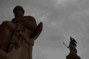 Καιρός: Τσικνοπέμπτη με ισχυρές βροχές και καταιγίδες, χαλάζι και θυελλώδεις ανέμους έως 8 μποφόρ