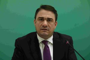 Εξηγήσεις από την κυβέρνηση για το καλώδιο ηλ. διασύνδεσης Ελλάδας-Κύπρου ζητά ο Κ. Τσουκαλάς