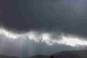 Ισχυρές τοπικές βροχές και καταιγίδες χθες στα δυτικά, με ρεκόρ στα Θεοδώριανα Άρτας -ΧΑΡΤΗΣ