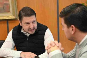 Ν. Χαρδαλιάς από τον Δήμο Σαρωνικού: «Σύγχρονες και ασφαλείς υποδομές, σε όλο το λεκανοπέδιο»