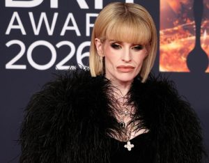 Σοκαρισμένο το διαδίκτυο με την εξαιρετικά αδύνατη σιλουέτα της Kelly Osbourne, vid