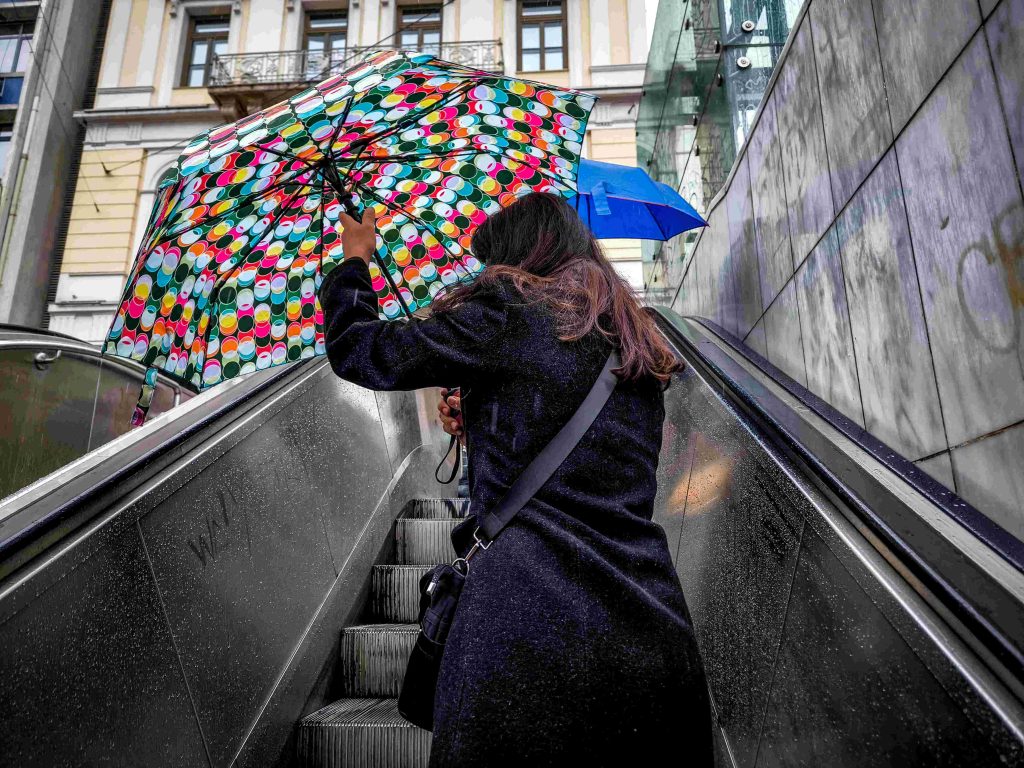 Καιρός σήμερα: Τοπικές βροχές και άνεμοι που θα φτάσουν τα 7 μποφόρ – Αναλυτικά η πρόγνωση