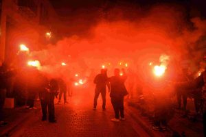 Καλαμάτα: Ξέφρενοι πανηγυρισμοί για την επιστροφή της «Μαύρης Θύελλας» στη Super League, vid