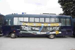 Λάρισα: Με ζητήματα για την αίθουσα ξεκίνησε η δίκη για τα Τέμπη