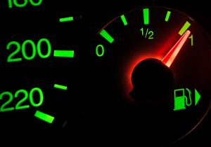 Αναλυτικά όλα τα μέτρα για τα καύσιμα – Πότε θα ισχύσουν, ποιοί θα είναι οι δικαιούχοι