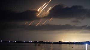 Το Ιράν δηλώνει έτοιμο για πόλεμο φθοράς με μεγάλη διάρκεια – Ο Τραμπ φάσκει και αντιφάσκει