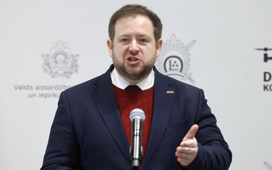 Την Κύπρο επισκέπτεται ο Βρετανός υφυπ. Εξωτερικών, Στίβεν Ντάουντι