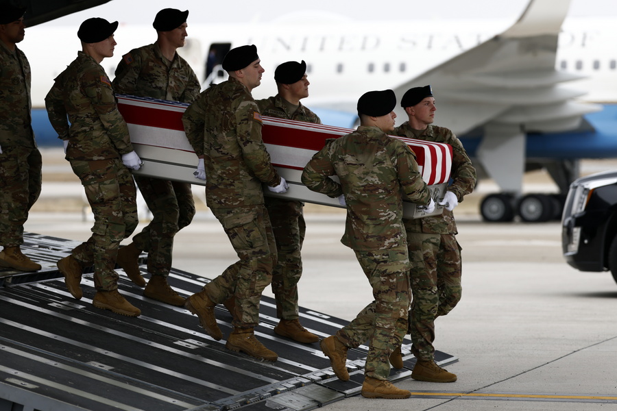 «Σας εξαπάτησαν»: Ηχηρή παραίτηση αξιωματούχου του Τραμπ εξαιτίας του πολέμου