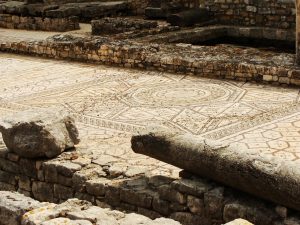 Εκπληκτικό ψηφιδωτό με… διαχρονική ελληνική φράση ανακαλύφθηκε στην Τουρκία (ΦΩΤΟ)