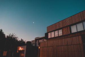 Αγορά ακινήτων: Νεόδμητα ή όχι; Η κρίσιμη επιλογή στα πολυτελή ακίνητα το 2026