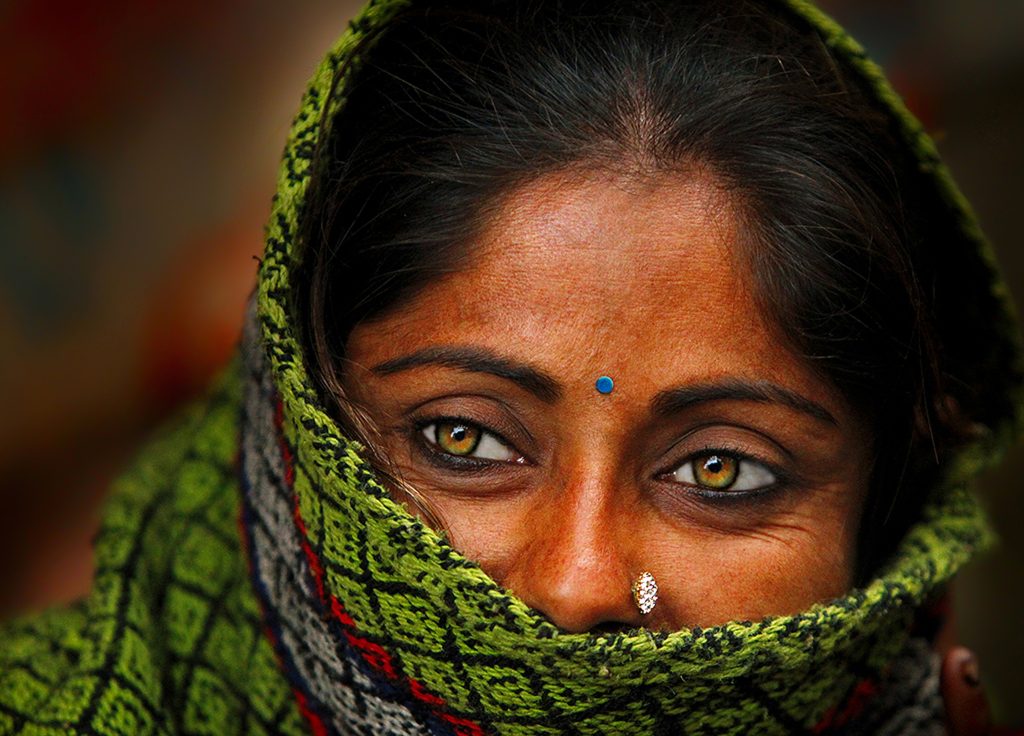 Πραγματική «influencer»: Γιαγιά 103 ετών δεν το βάζει κάτω και συνεχίζει να δουλεύει καθημερινά! (BINTEO)