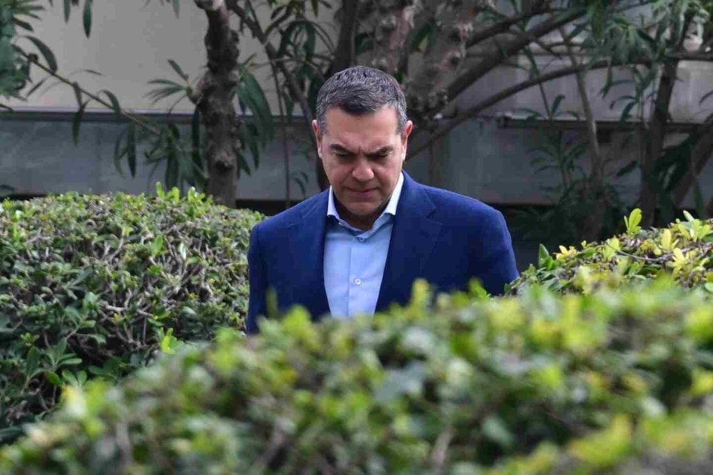 Αλ. Τσίπρας: Μέτρα για την αντιμετώπιση της ακρίβειας – Επίθεση στον Κυριάκο Μητσοτάκη για την διαφθορά