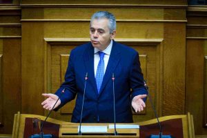 Μ. Χαρακόπουλος για την Ημέρα της Γυναίκας: Ηρωίδες οι γυναίκες στο Ιράν που βγάζουν τη μαντίλα