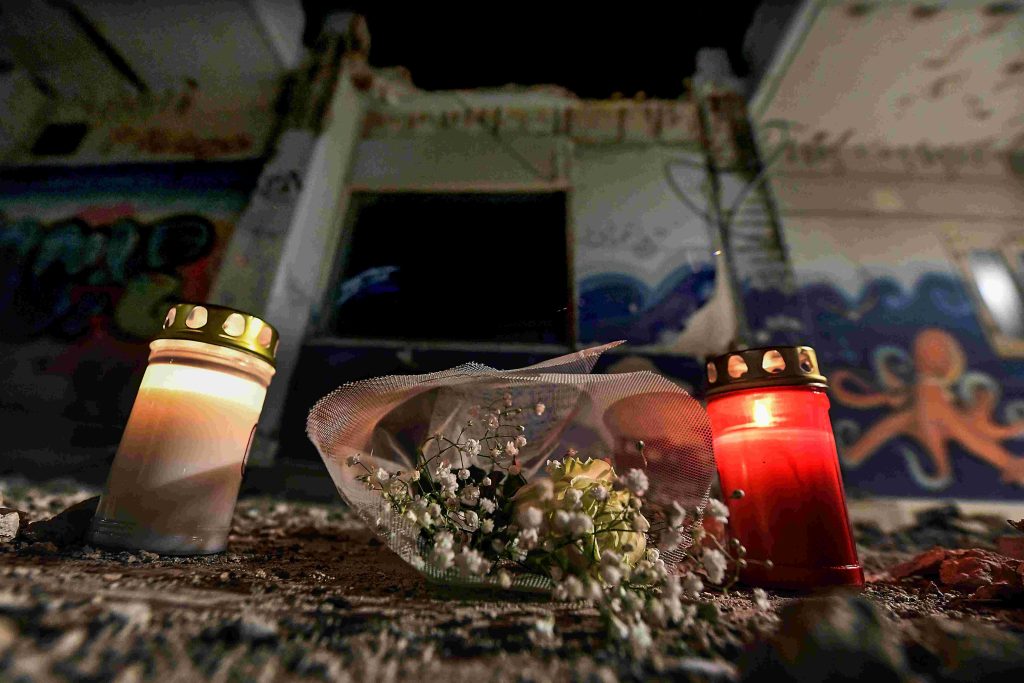 Συνελήφθη ο εργολάβος για την κατάρρευση μπαλκονιού στην Κόρινθο που σκότωσε μια γυναίκα