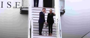 Ολοκληρώθηκε η επίσκεψη του Μακρόν στην Αθήνα – Αναχώρησε από το Ελ. Βενιζέλος