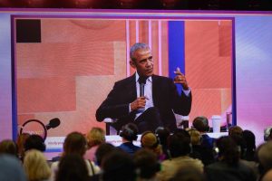 Εκλογική αντεπίθεση των διεθνιστών, που θέλουν πίσω τις ΗΠΑ: Πανηγυρίζει ο Ομπάμα