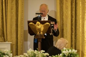 Ιστορική χαρακτηρίστηκε η ομιλία του Καρόλου στις ΗΠΑ – Τι ανέφερε με το βλέμμα σε όσα συμβαίνουν