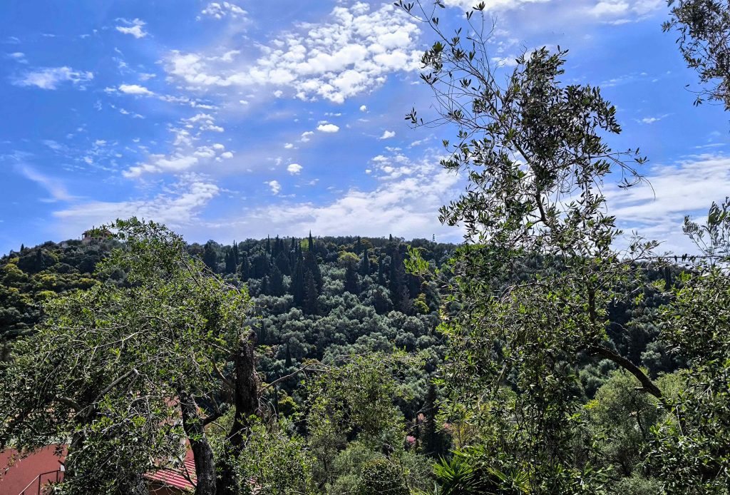 Καιρός σήμερα: Επιστροφή της άνοιξης με αίθριο καιρό και άνοδο της θερμοκρασίας