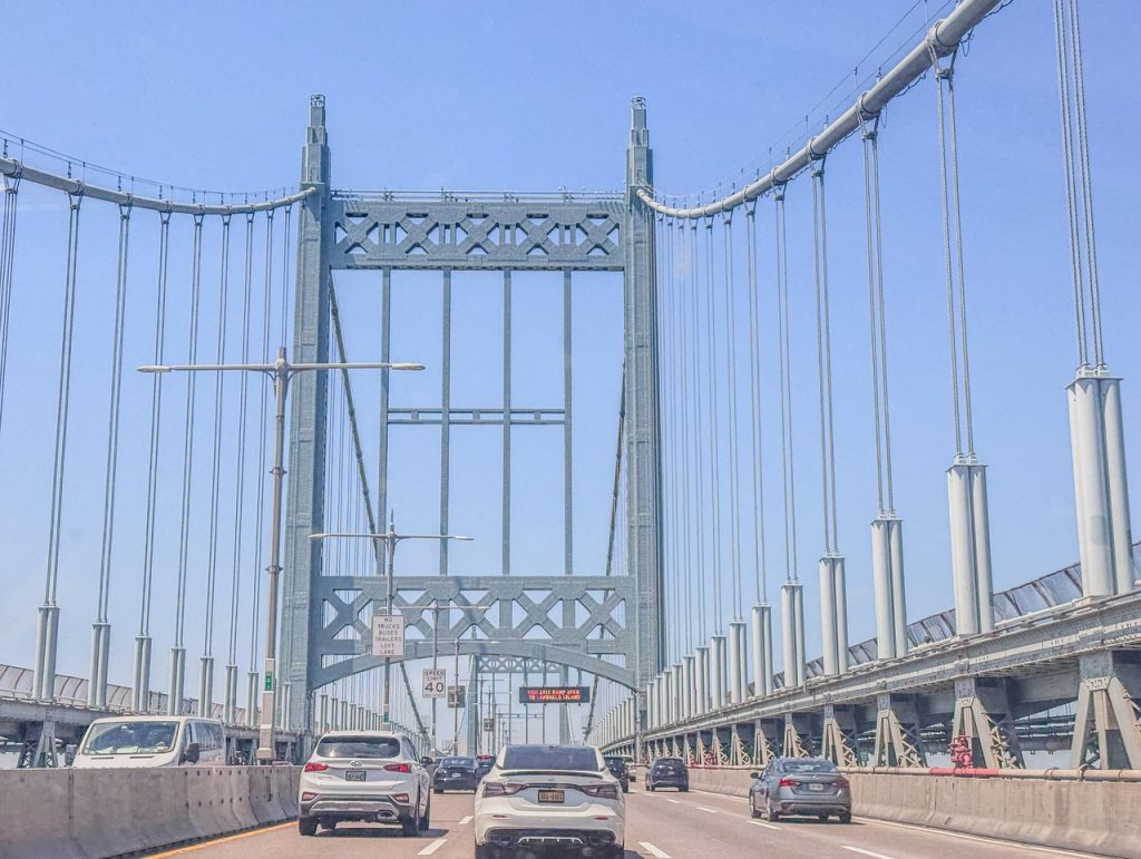 O “Εφιάλτης” των οδηγών: Η viral γέφυρα στο Τέξας άνοιξε ξανά τρομακτικότερη από ποτέ! vid