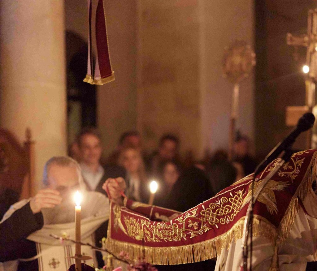 Στα Χανιά για τον Επιτάφιο ο Κυριάκος Μητσοτάκης με την Μαρέβα Γκραμπόφσκι