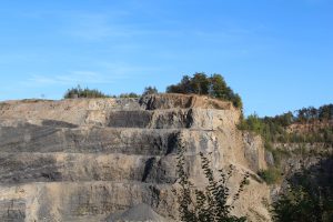 Οι άνθρωποι εξόρυσσαν πέτρα για εργαλεία πριν από 200.000 χρόνια, λένε τώρα ερευνητές