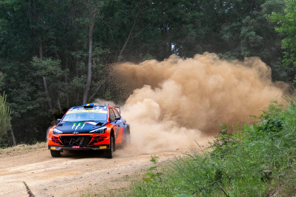 ΒΙΝΤΕΟ – σοκ σε αγώνα ράλι στην Αργεντινή: Αγωνιστικό έπεσε πάνω σε θεατές – 1 νεκρός