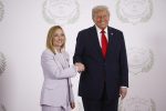 Italian's Prime Minister Giorgia Meloni (L) and US President Donald Trump