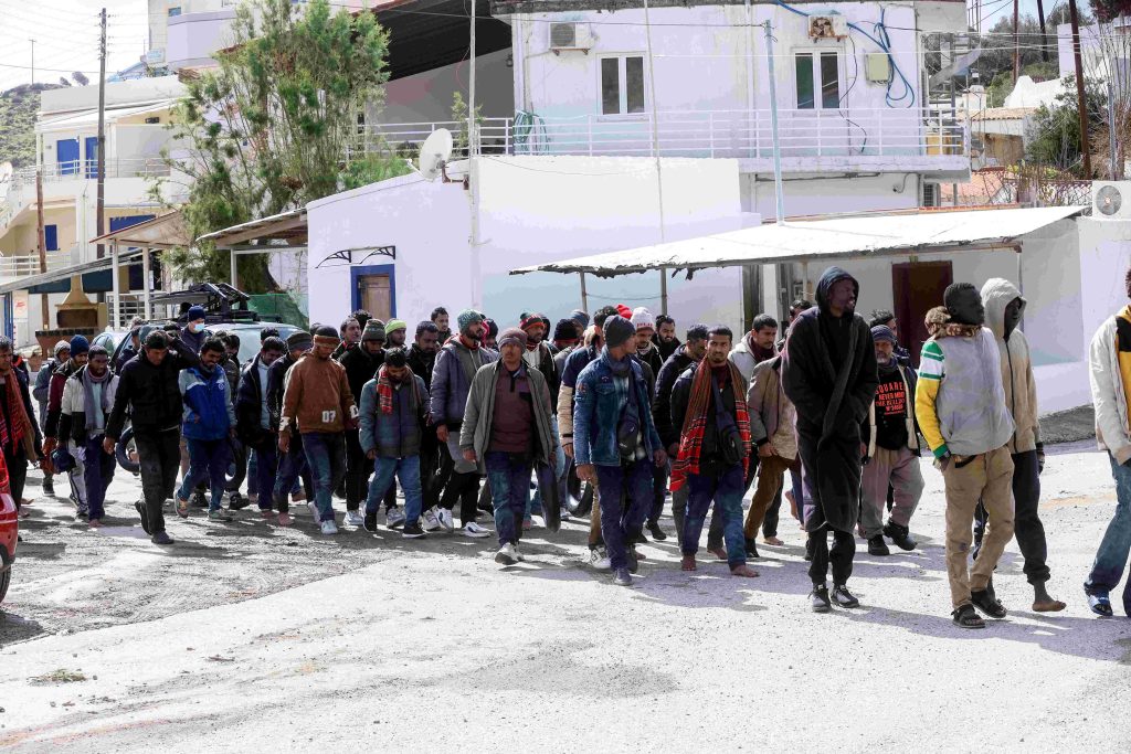 Συνεχίζουν να έρχονται οι “μετανάστες”! 129 άτομα μεταφέρθηκαν σε Καλούς Λιμένες και Αγία Γαλήνη