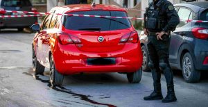 Φονικό στην Κρήτη: Συνελήφθη και η σύζυγος του 54χρονου που σκότωσε τον 21χρονο – Στα δικαστήρια ο δράστης