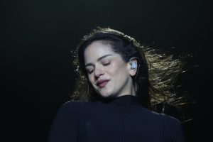 Η Ροσαλία θα ανακηρυχθεί Διεθνής Τραγουδοποιός της Χρονιάς στην τελετή των βραβείων Άιβορ Νοβέλο