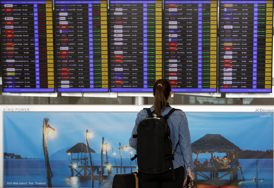 Βρήκαν αφορμή για τον περιορισμό των πτήσεων: Μιλούν για κατάργηση εκατομμυρίων θέσεων