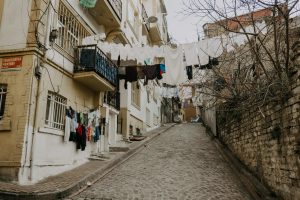 Νέα δολοφονία νύφης από πεθερά, αυτή τη φορά στην Τουρκία: «Καθάρισα την τιμή μου», φώναζε (Vid)