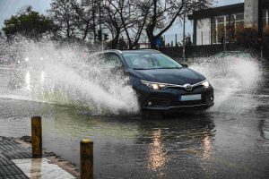 Έκτακτο Δελτίο Επιδείνωσης Καιρού με καταιγίδες και μπουρίνια – Ποιές περιοχές θα επηρεαστούν