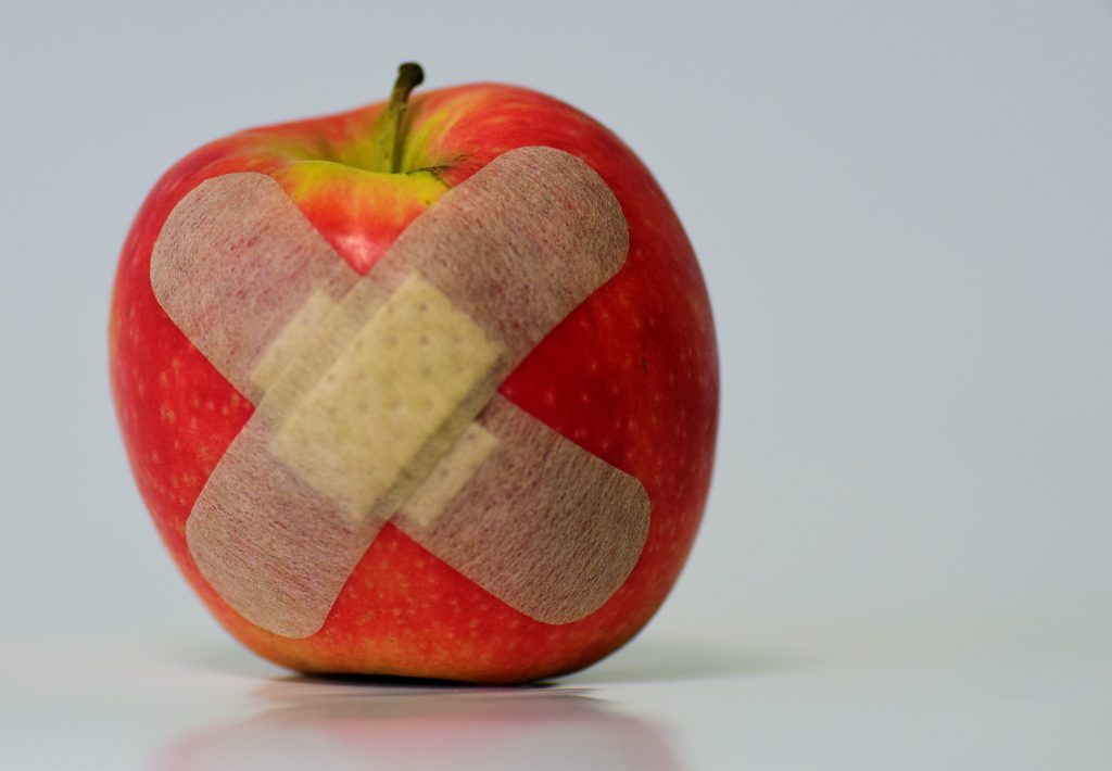 Σοκαριστική μέθοδος για τον καθαρισμό τραυμάτων πήρε το «πράσινο φως» στις ΗΠΑ
