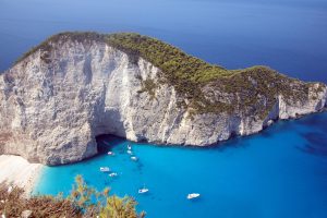 Τα γουρουνάκια στο νησάκι Άτοκος “κλέβουν” τις καρδιές των τουριστών και γίνονται παγκόσμιο viral! ΒΙΝΤΕΟ