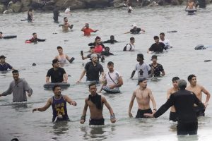 Τραμπ για τις εικόνες εισβολής στην Ισπανία: «Έτσι θα είναι οι ΗΠΑ σε 3 χρόνια εάν νικήσουν οι Δημοκρατικοί»